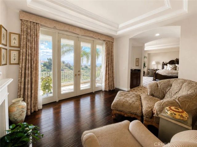 19167 Briarfield Way, Tarzana, CA 91356