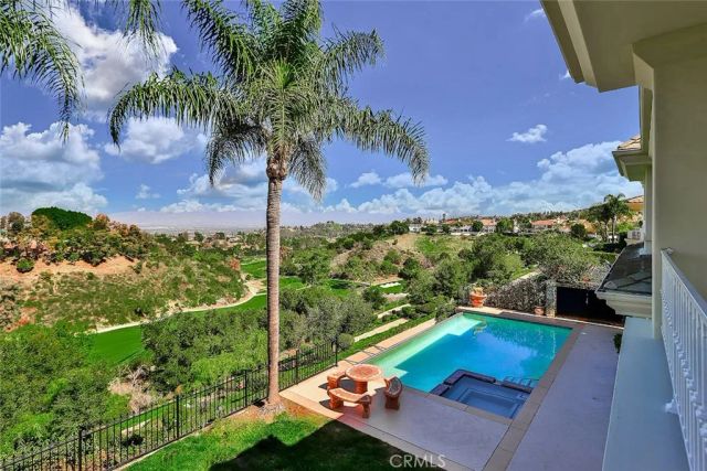 19167 Briarfield Way, Tarzana, CA 91356