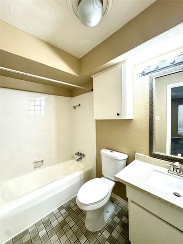 13357 KIT Lane, Dallas, TX 75240