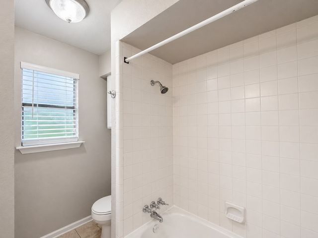 921 W Rochelle Road, Irving, TX 75062