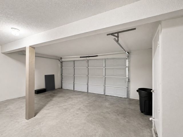 921 W Rochelle Road, Irving, TX 75062