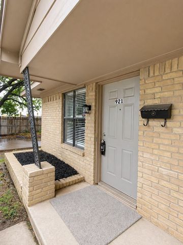 921 W Rochelle Road, Irving, TX 75062