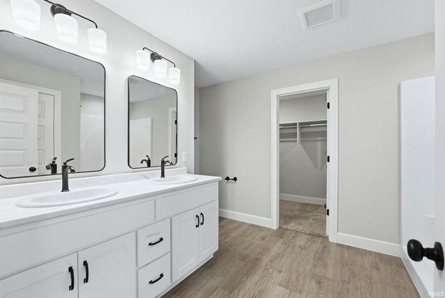 13361 Halen Hill Court, Fort Wayne, IN 46818