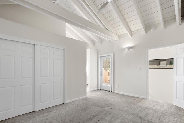 5902 Oak Ave, Carmichael, CA 95608