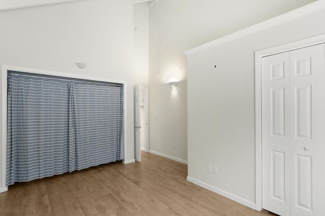 5902 Oak Ave, Carmichael, CA 95608