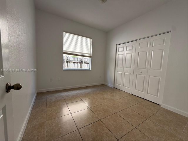 4045 NE 15th St, Homestead, FL 33033