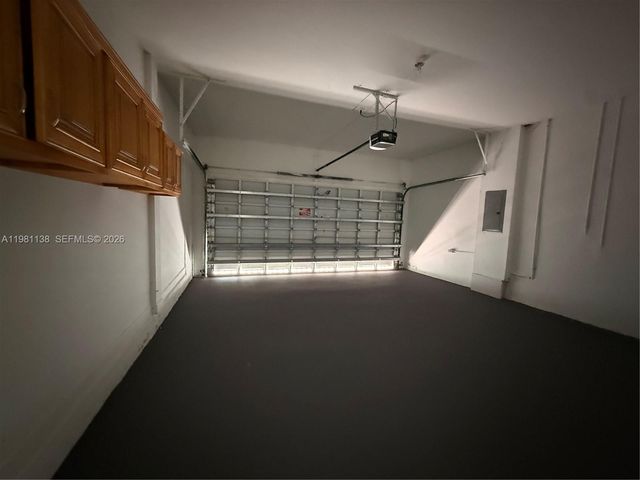 4045 NE 15th St, Homestead, FL 33033