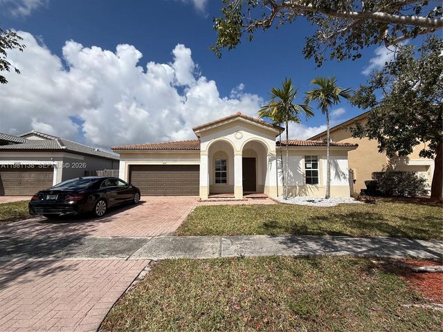 4045 NE 15th St, Homestead, FL 33033