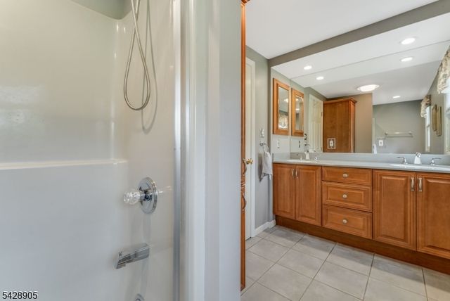 130 Locktown Sergeantsville, Delaware Twp., NJ 08559