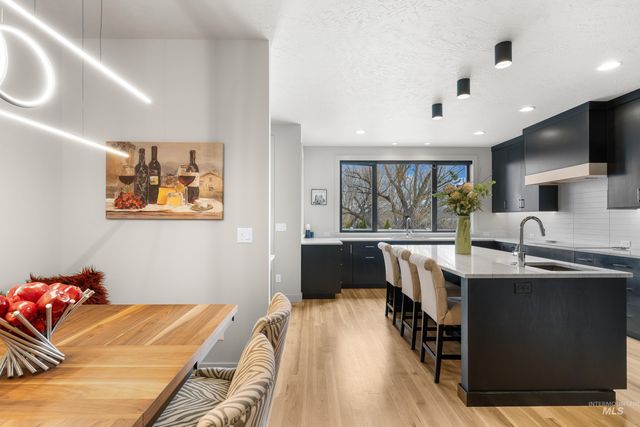 9828 W Broadford, Star, ID 83669