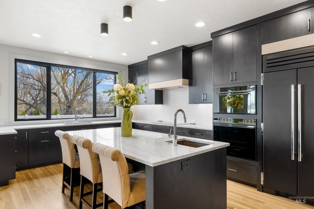 9828 W Broadford, Star, ID 83669