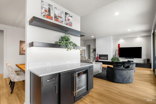 9828 W Broadford, Star, ID 83669