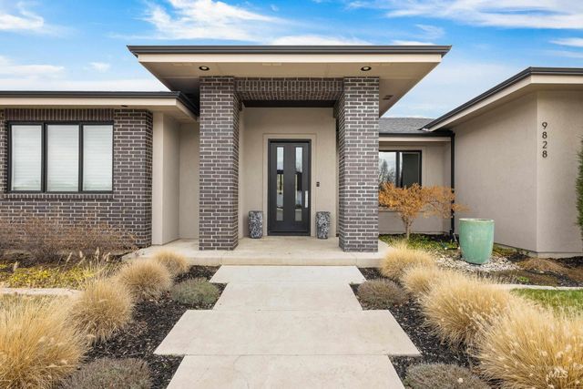 9828 W Broadford, Star, ID 83669