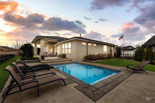 9828 W Broadford, Star, ID 83669