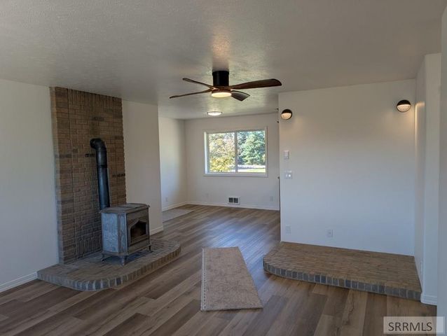 4822 S Streeter Avenue, Ammon, ID 83406