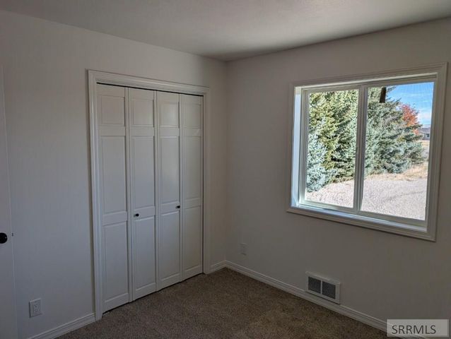 4822 S Streeter Avenue, Ammon, ID 83406