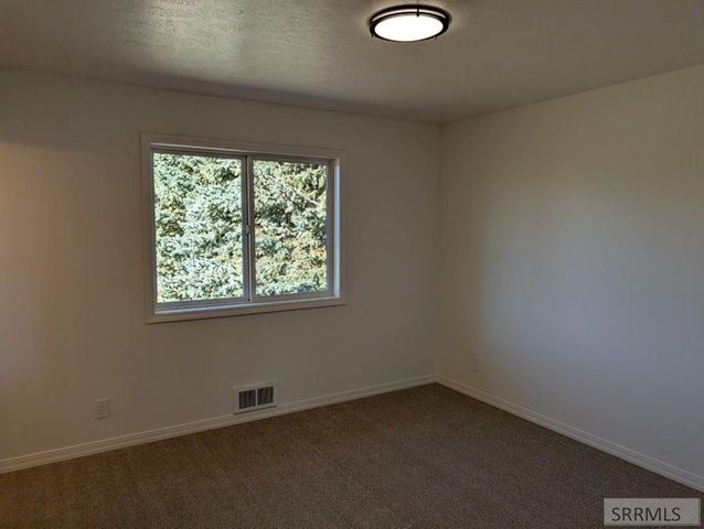 4822 S Streeter Avenue, Ammon, ID 83406