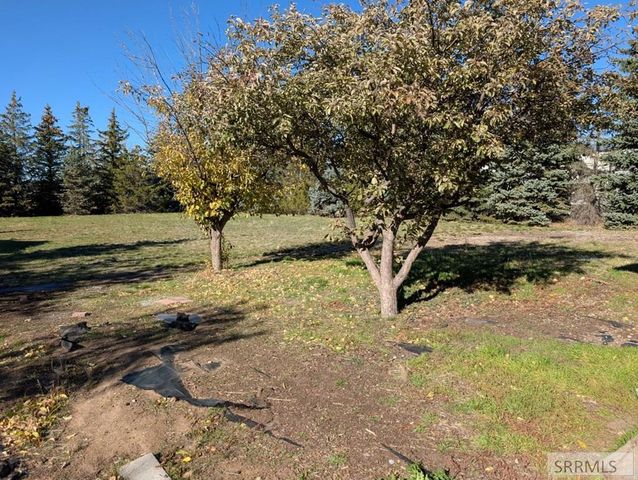 4822 S Streeter Avenue, Ammon, ID 83406