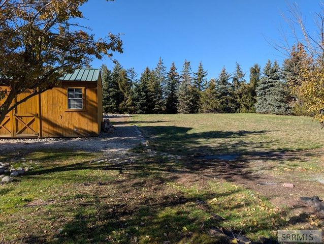 4822 S Streeter Avenue, Ammon, ID 83406