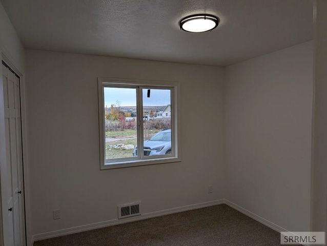 4822 S Streeter Avenue, Ammon, ID 83406