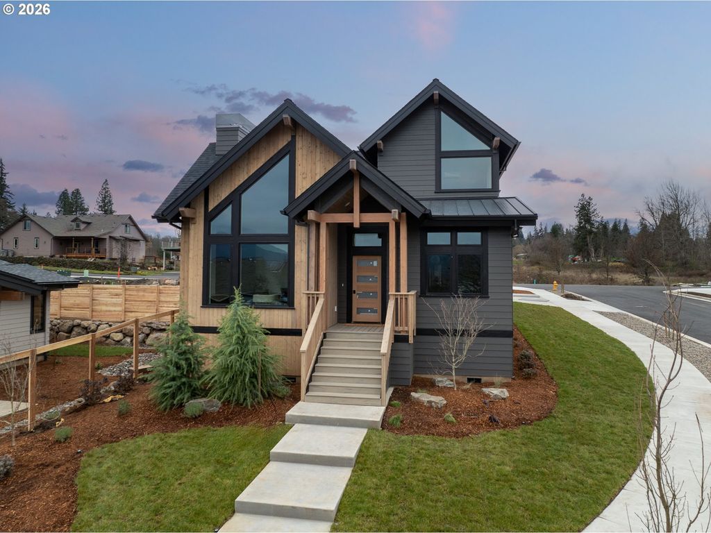 1116 Rock Creek Rd, Hood River, OR 97031