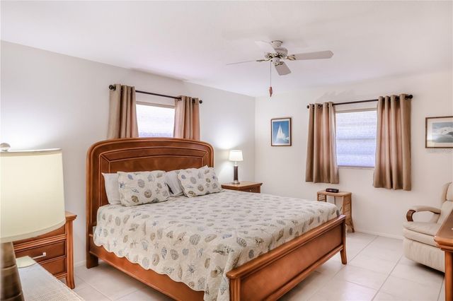 335 THREE LAKES LANE L, Venice, FL 34285