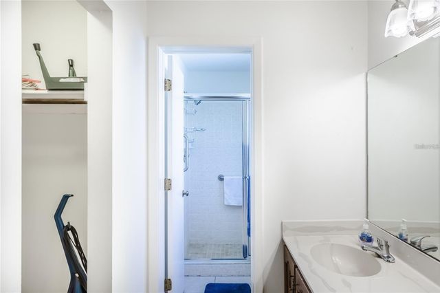 335 THREE LAKES LANE L, Venice, FL 34285