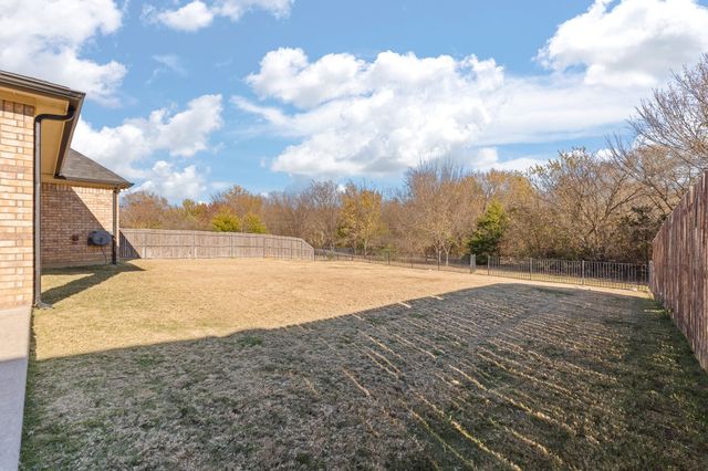 3137 Shoreline Drive, Burleson, TX 76028