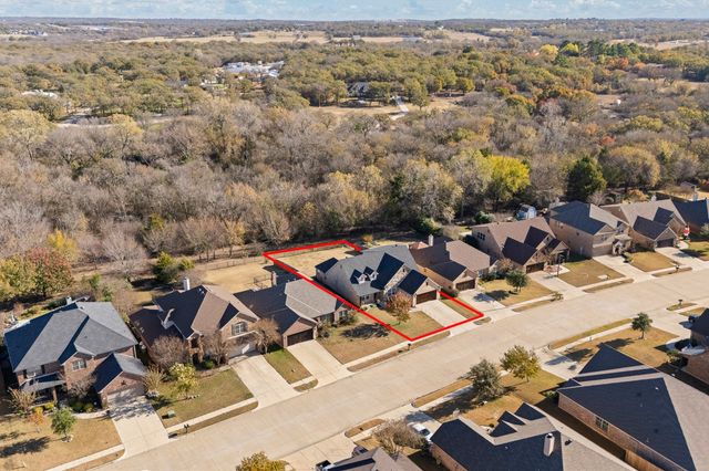 3137 Shoreline Drive, Burleson, TX 76028