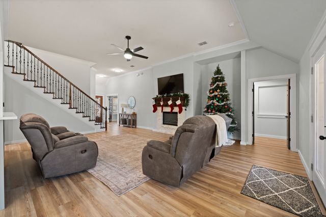 3137 Shoreline Drive, Burleson, TX 76028