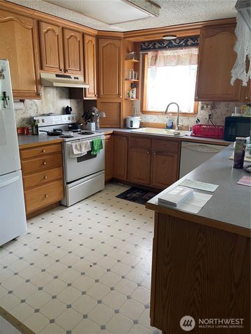 15212 14th Avenue S, Spanaway, WA 98387