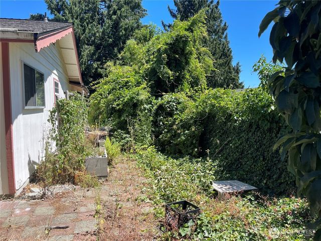 15212 14th Avenue S, Spanaway, WA 98387