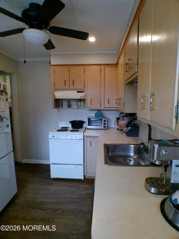 400 Lenape Trail, Brielle, NJ 08730