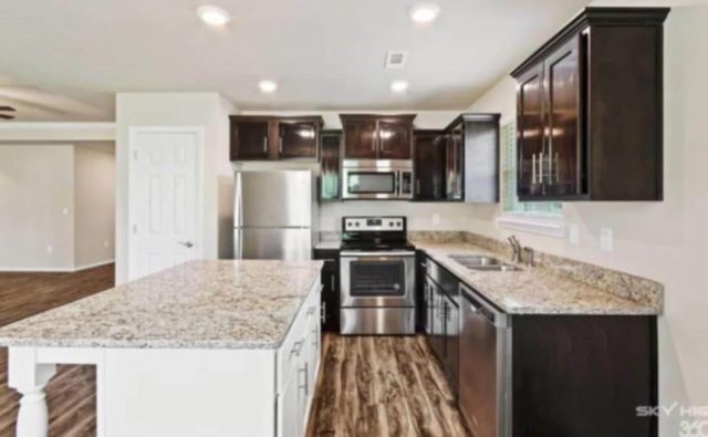 2117 Cedar Circle, Gentry, AR 72734