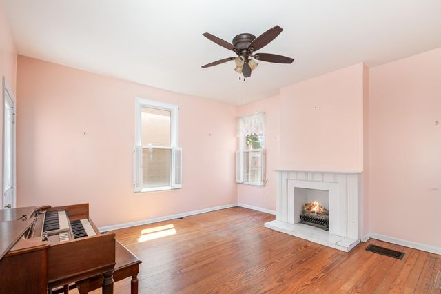 1114 Vine Street, Newport, KY 41071