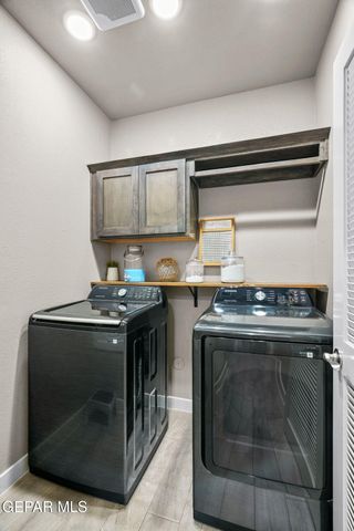 14272 John Scagno, El Paso, TX 79938