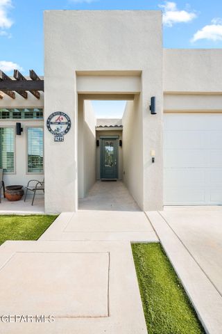 14272 John Scagno, El Paso, TX 79938