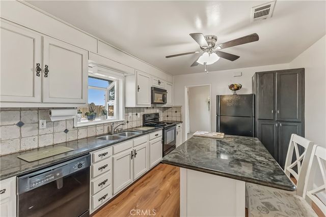 4730 E Richert, Fresno, CA 93726