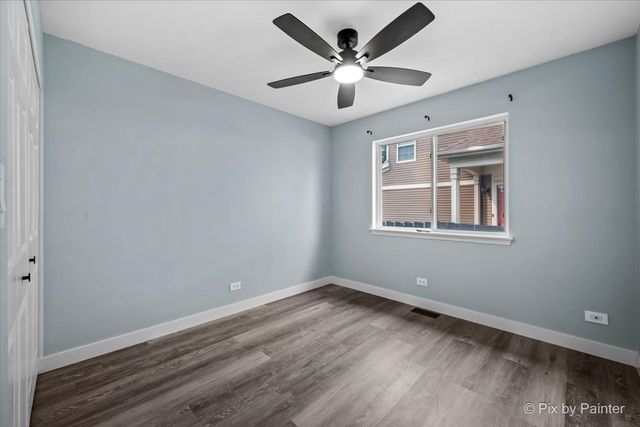 1601 Newgate Court, Gurnee, IL 60031