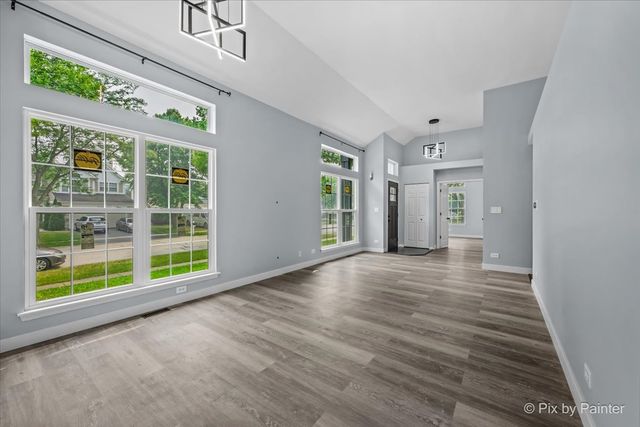 1601 Newgate Court, Gurnee, IL 60031