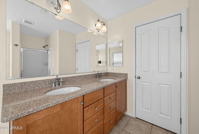 3561 E HARWELL Road, Gilbert, AZ 85234