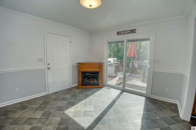 228 Loretta Dr, Ledbetter, KY 42058