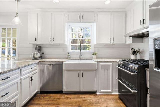 985 Hickory Oak Hollow, Roswell, GA 30075