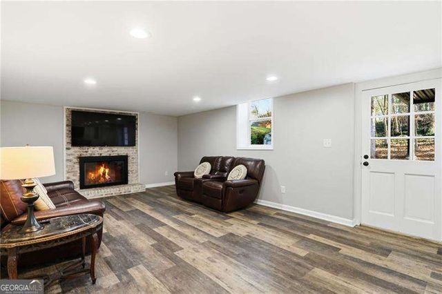 985 Hickory Oak Hollow, Roswell, GA 30075