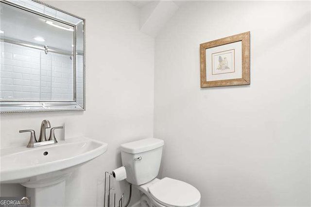 985 Hickory Oak Hollow, Roswell, GA 30075