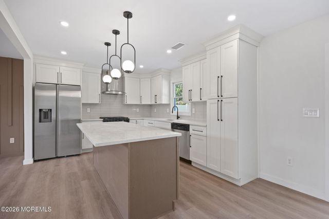 6 Judy Court, Old Bridge, NJ 08857
