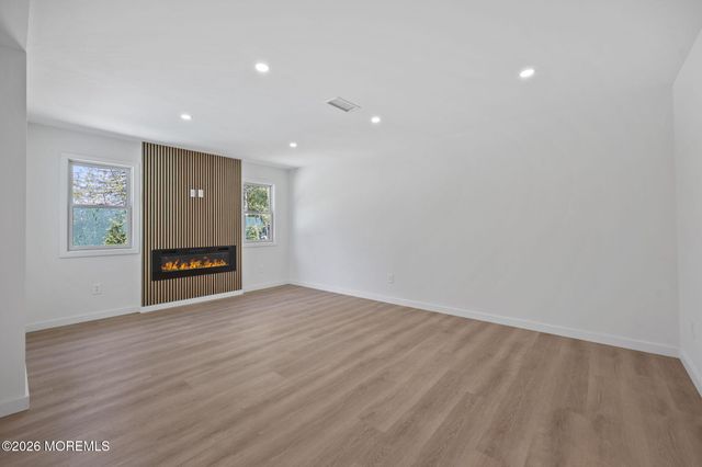 6 Judy Court, Old Bridge, NJ 08857
