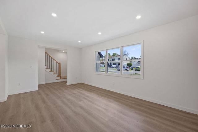 6 Judy Court, Old Bridge, NJ 08857