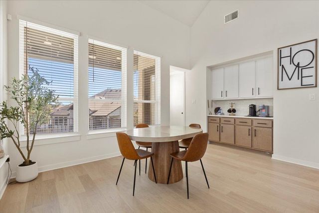 1020 Highcrest, Georgetown, TX 78628