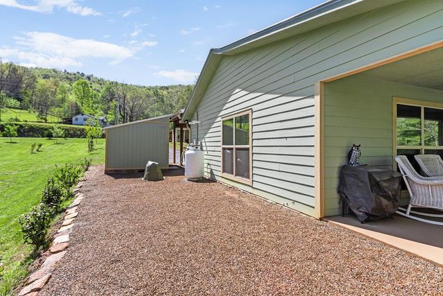 2445 Hanging Dog Road, Murphy, NC 28906